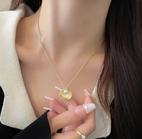 Collar de Concha y Perla de La Prosperidad®